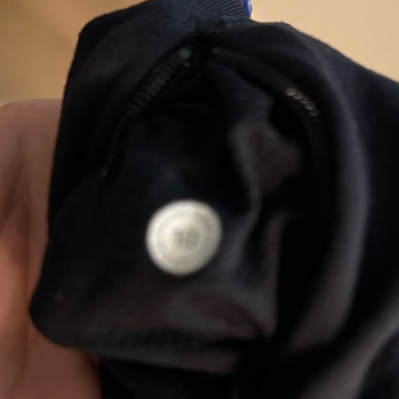 Lululemon It’s Rulu Cropped Running Half Zip - Picture 4 of 4